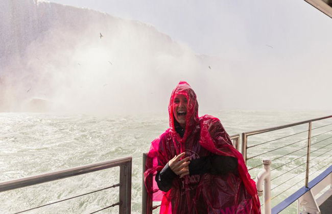 Exclusive First on the Boat Niagara Falls and Journey Behind the Falls Tour - Foto 10