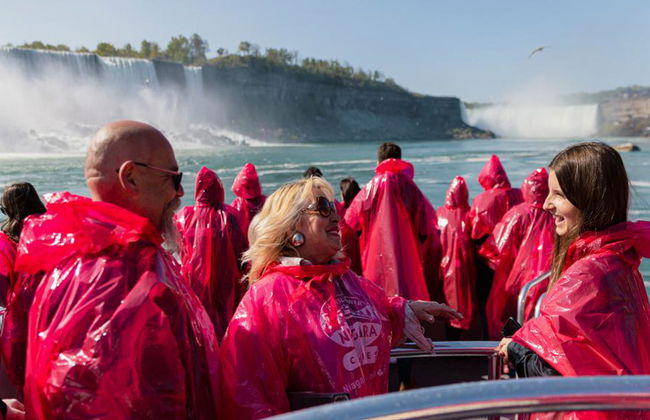 Exclusive First on the Boat Niagara Falls and Journey Behind the Falls Tour - Foto 9