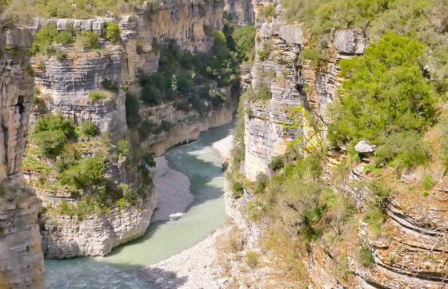 Osum Canyon + Bogove Waterfall Tour - Foto 6