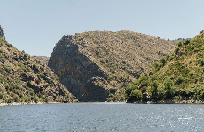 Paseo en barco por el Parque Natural del Duero Internacional - Foto 10