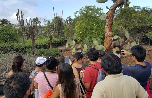 Tour por la Estación Científica de Charles Darwin - Foto 6