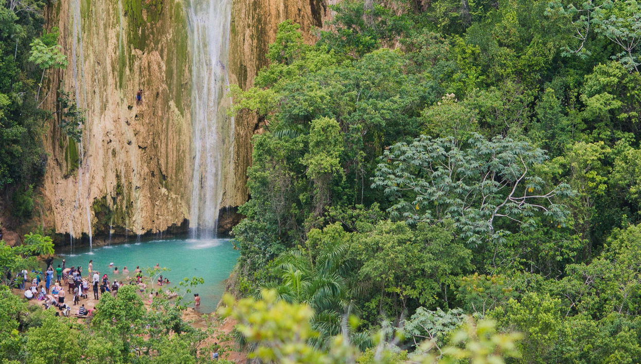 Ruta privada de senderismo por la cascada El Limón - Foto 2