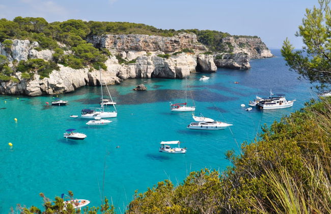 Boat Cruise around South Menorca - Foto 1