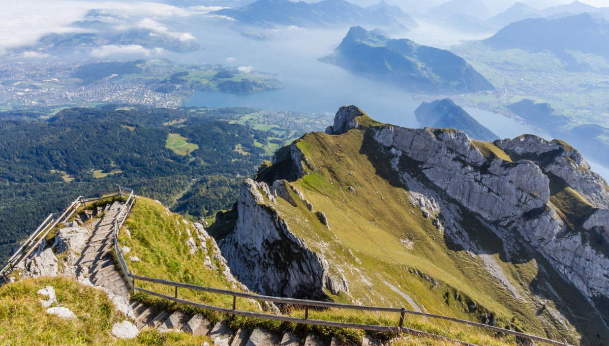 Guided Day Trip to Mt. Pilatus from Lucerne - Foto 1