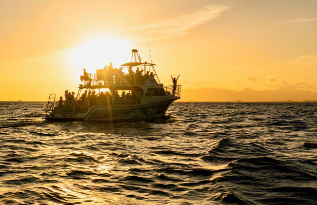 Honolulu Boat Party - Photo 3