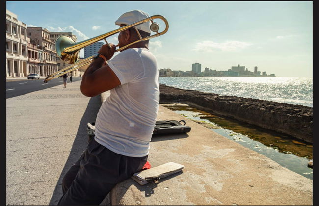 Paseo privado en coche clásico por La Habana - Foto 5