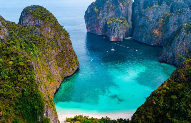 Phi Phi Islands Speedboat Excursion - Photo 1