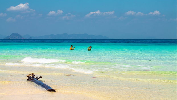 Tour por las islas Phi Phi en lancha rápida - Foto 2
