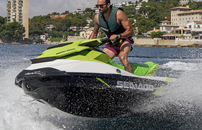 Location de jet-skis à Cala Nova - Photo 6