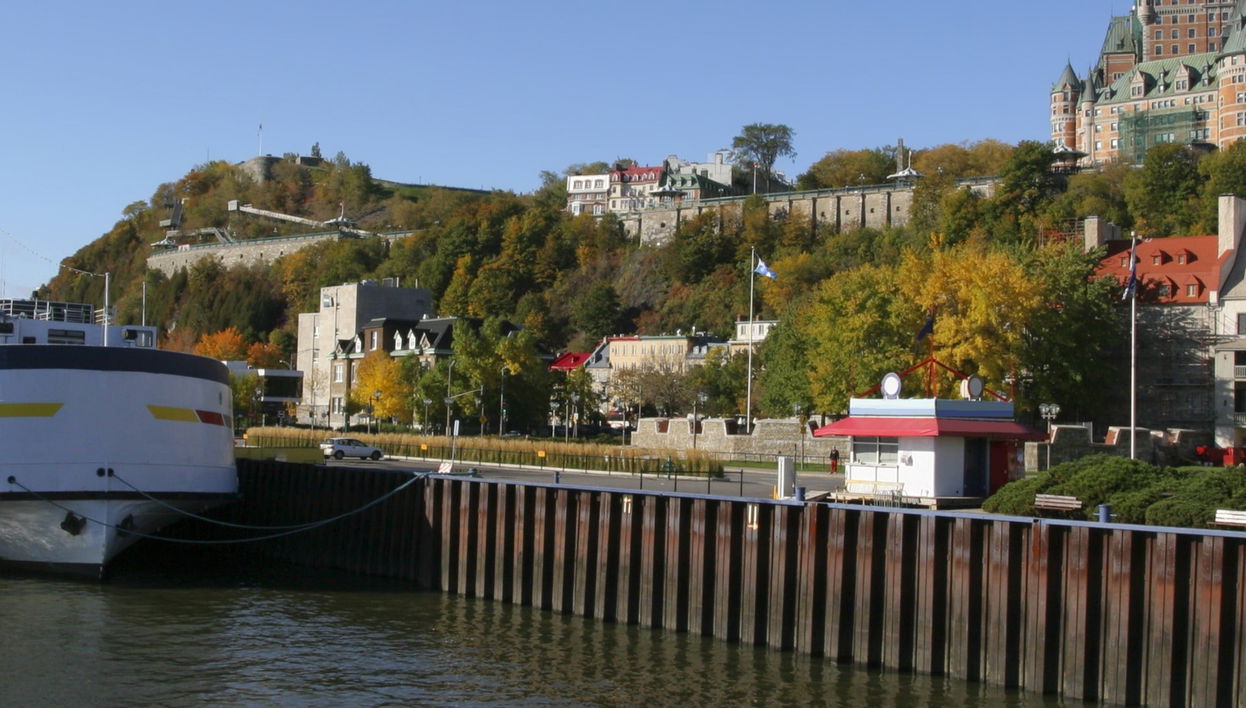 Paseo en barco por Quebec