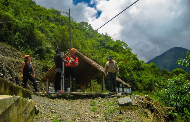 Tour en bicicleta por la Ruta de la Muerte + Tirolina - Foto 3