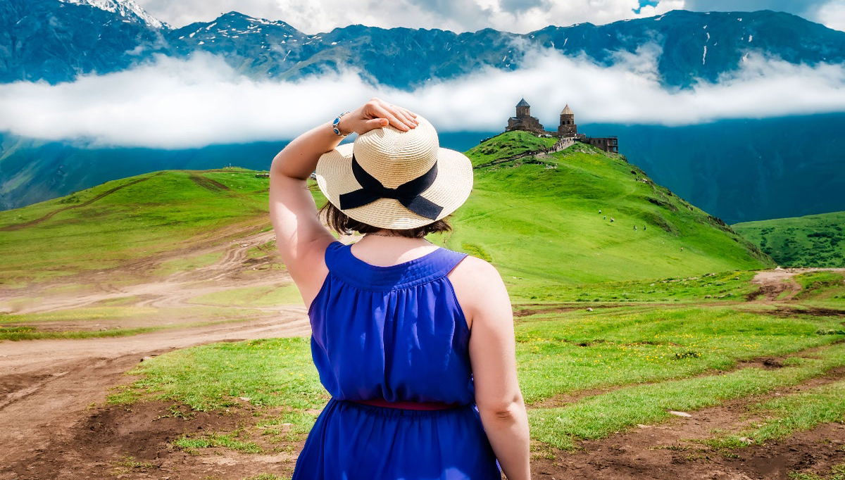 Kazbegi & Ananuri Castle Day Trip - Foto 1