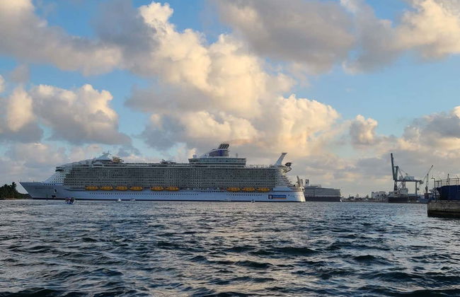 Fort Lauderdale Sightseeing Cruise - Photo 8