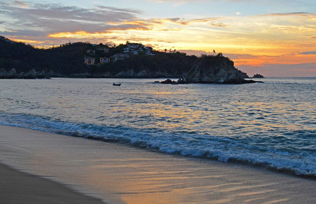 Barco por la bahía de Santa Cruz al amanecer - Foto 4