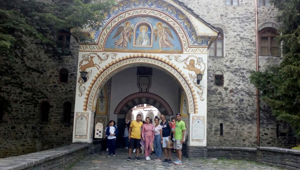 Tour pelo mosteiro de Rila e igreja de Boyana - Foto 1