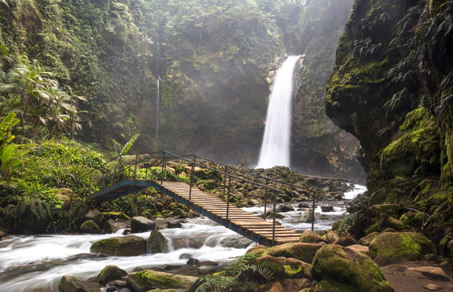 Catarata La Paz, río Celeste y aguas termales - Foto 3