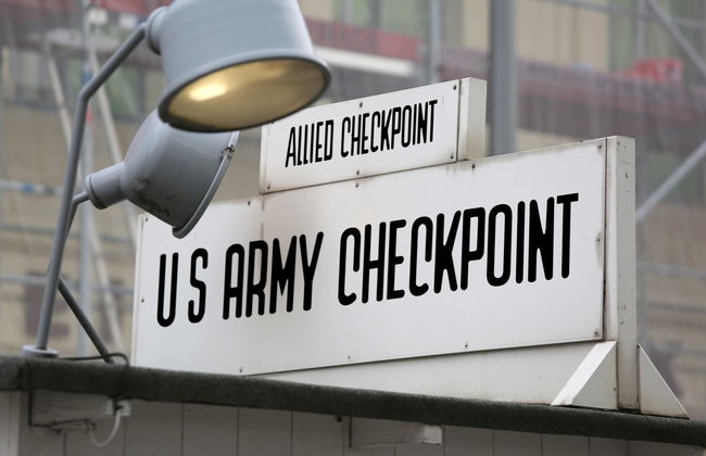 Private City Tour of Berlin - Photo 4