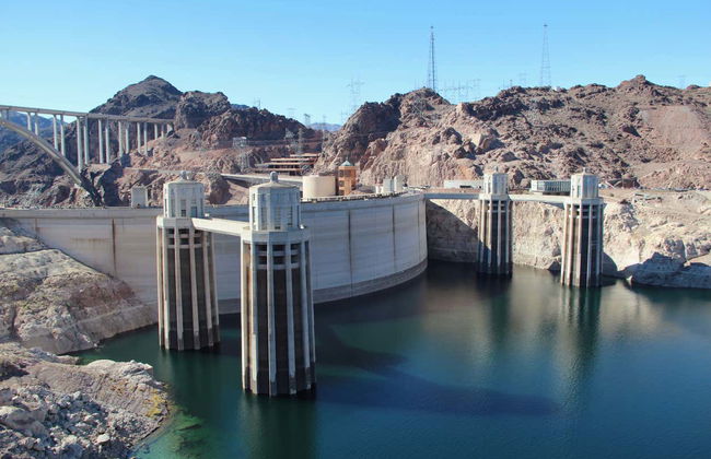 Excursão a Boulder City, Seven Magic Mountains e Nelson - Foto 2