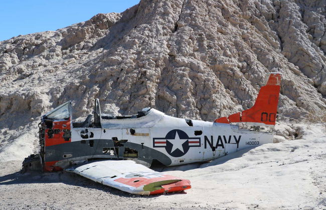 Excursão a Boulder City, Seven Magic Mountains e Nelson - Foto 3