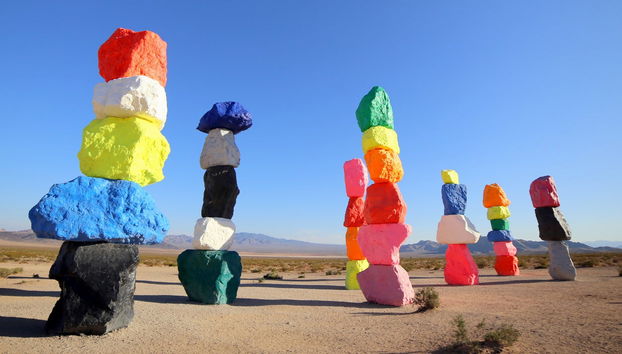 Combo Tour: Boulder City, Seven Magic Mountains & Nelson - Foto 3