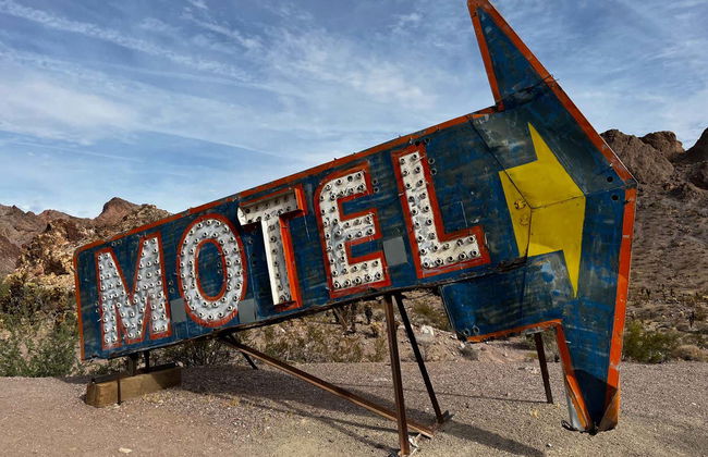 Excursão a Boulder City, Seven Magic Mountains e Nelson - Foto 5