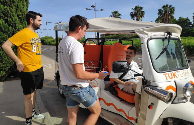Tour privado en tuk tuk por Valencia - Foto 10