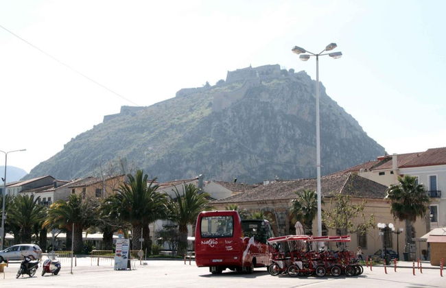 Bus touristique de Nauplie - Photo 2
