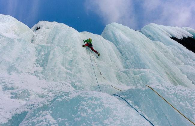 Escalada en hielo en las montañas de Abisko - Foto 3