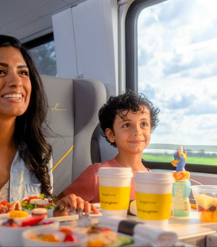 Foto de Tren de alta velocidad Brightline entre Orlando y Miami