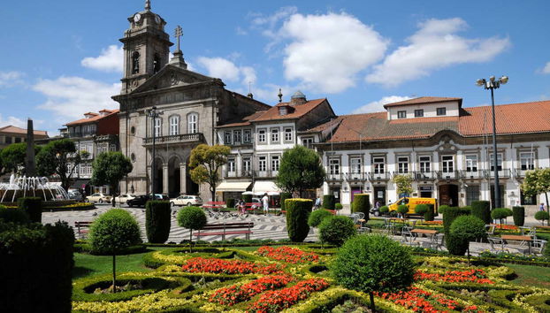 Guimarães Tour + Wine Tasting - Photo 4