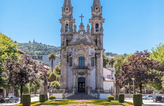 Guimarães Tour + Wine Tasting - Photo 6