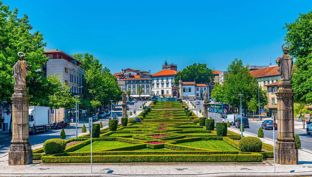 Guimarães Tour + Wine Tasting - Photo 5