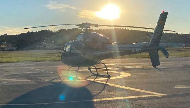 Vol en hélicoptère au-dessus de Barcelone - Photo 2