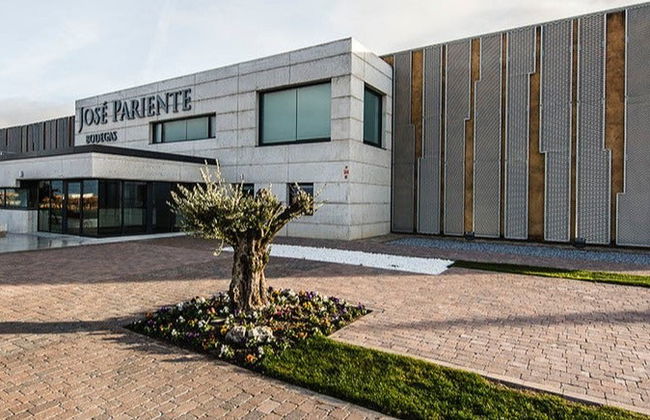 Visita a las bodegas José Pariente - Foto 8