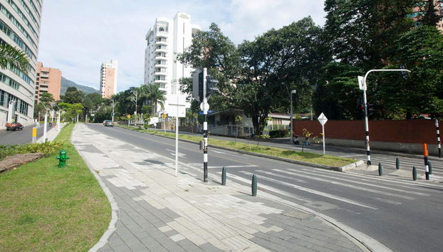 Medellin Bus Tour - Photo 2