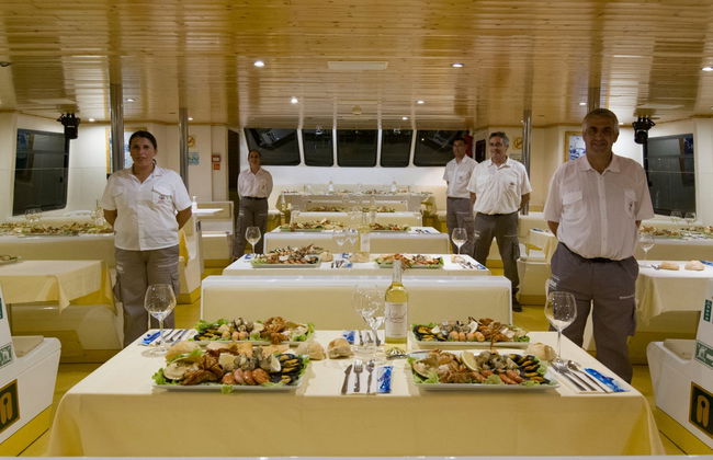 Mariscada e queimada galega na Ria de Arousa - Foto 2