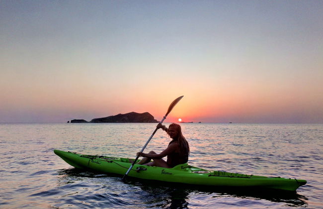 Tour de caiaque com snorkel por Cala Codolar - Foto 9