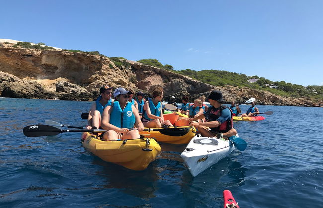 Tour de caiaque com snorkel por Cala Codolar - Foto 12