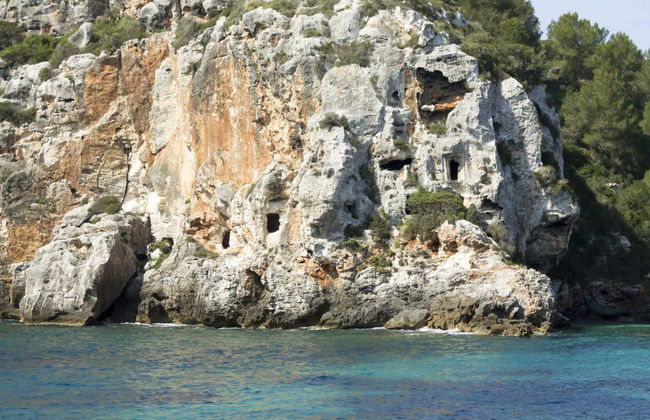 Tour en kayak por las cuevas de Cala en Porter - Foto 1