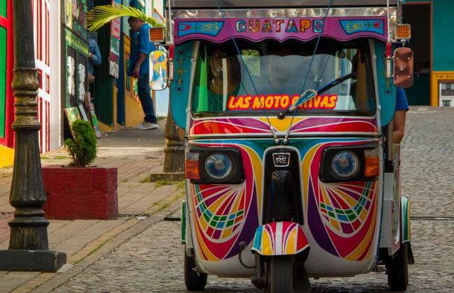 Tour en tuk tuk por Guatapé - Foto 4