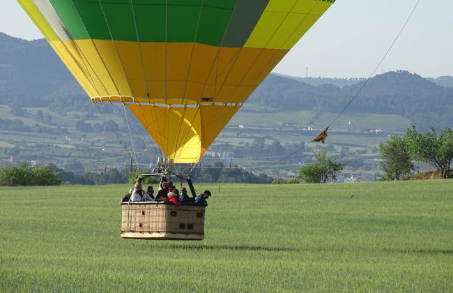 Paseo en globo por la Costa Brava - Foto 1