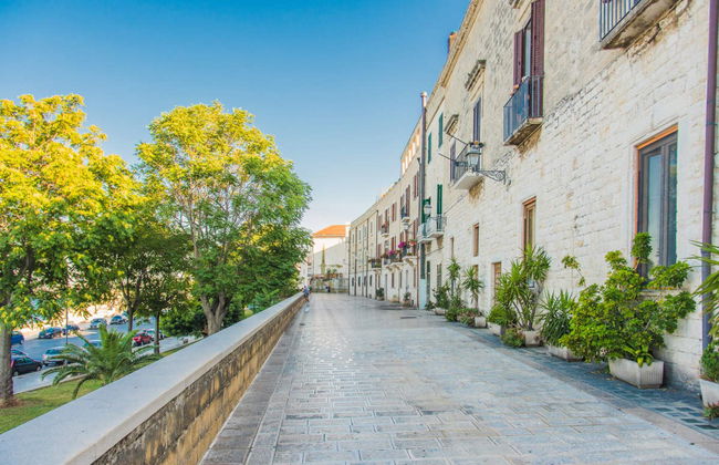 Walking Tour of Bari - Photo 1