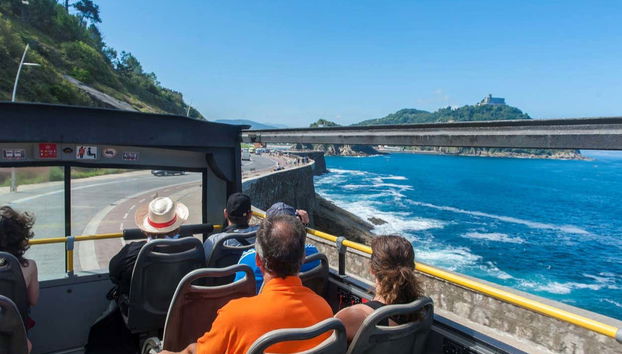 Bus touristique à arrêts multiples de Saint-Sébastien - Photo 2