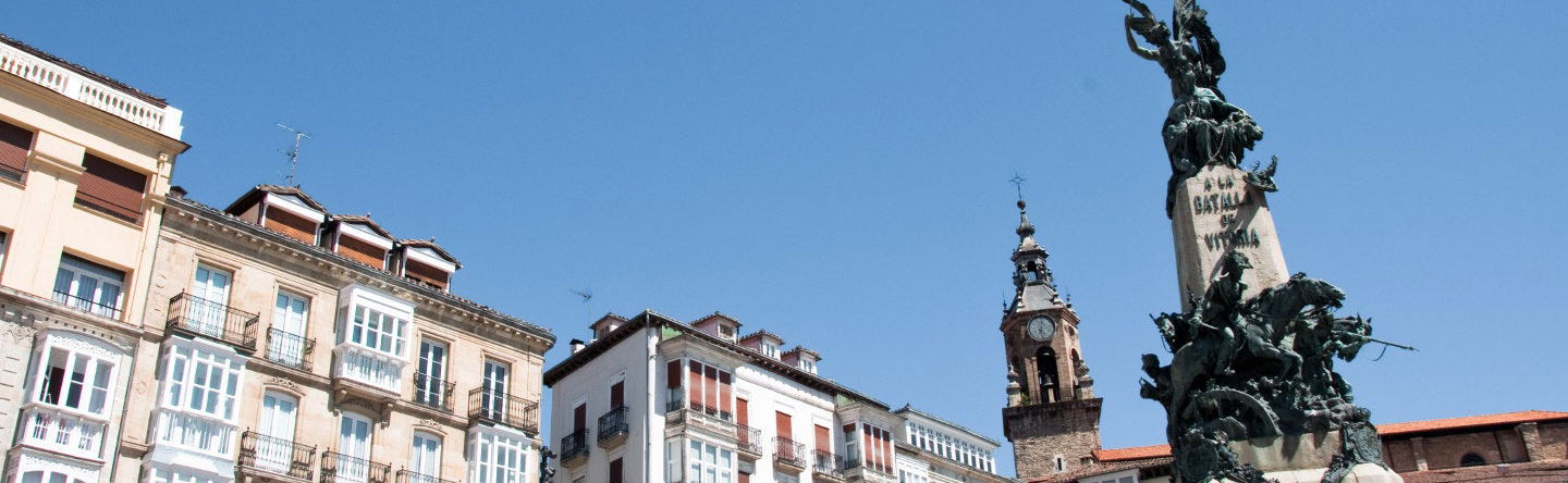 Tour literario por Vitoria - Foto 1