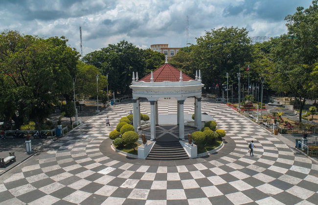 Bacolod Private Tour - Photo 2