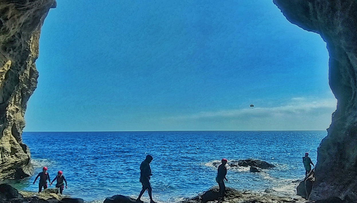 Coasteering por las costas de Puerto de Mogán - Foto 1