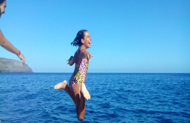 Alquiler de barco con patrón en Playa Santiago - Foto 3