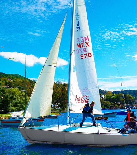 Foto de Alquiler de barco con patrón en Valle de Bravo
