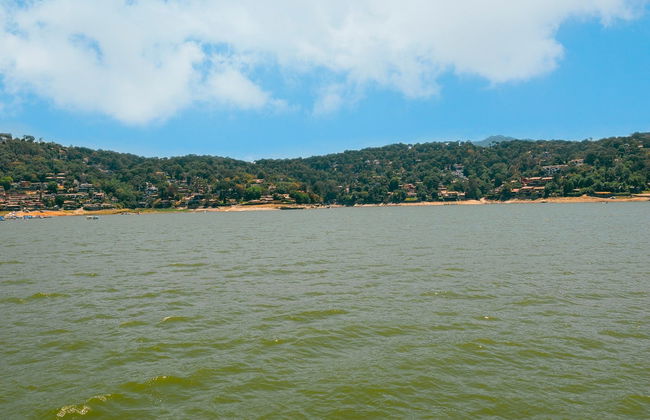 Alquiler de barco con patrón en Valle de Bravo - Photo 3