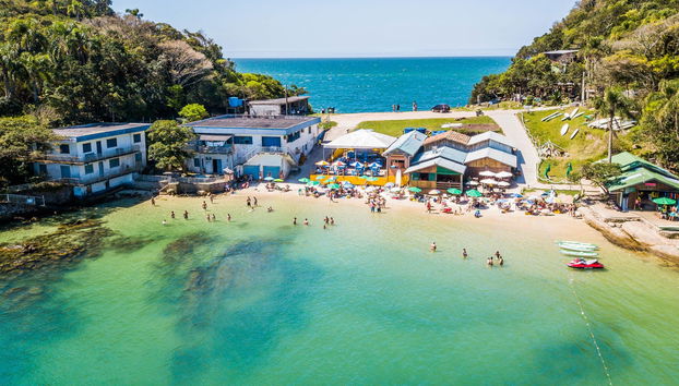 Bombinhas Day Trip + Sepultura Beach Snorkeling - Foto 5